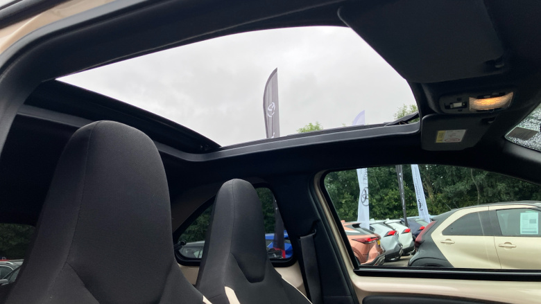 Toyota Aygo X 1.0 VVT-i Edge 5dr [Canvas] Petrol Hatchback